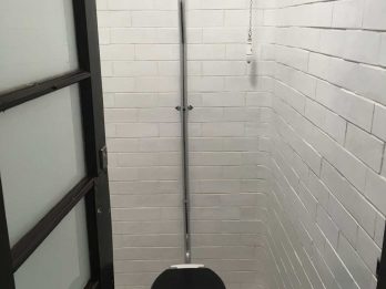 Repaired glazed bricks